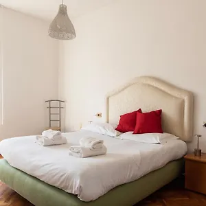 Youhosty - Buonarroti 15 Appartamento Milano